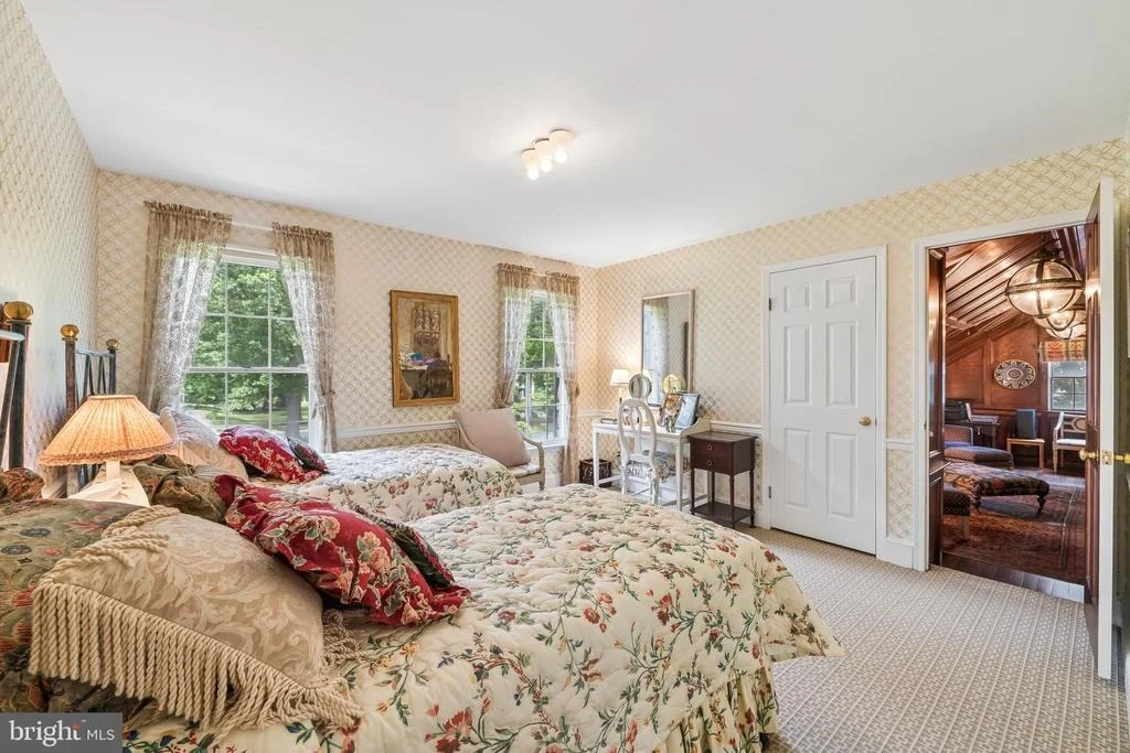 Photo of 24 MEADOW LANE