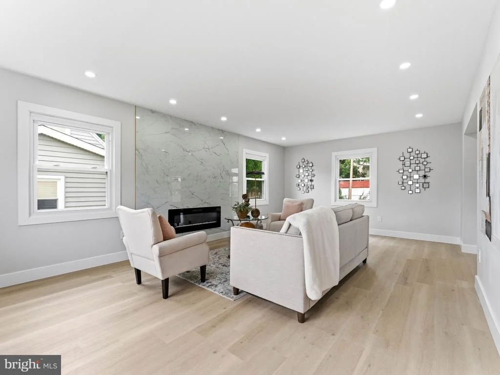 Photo of 34 MAYFAIR CIRCLE