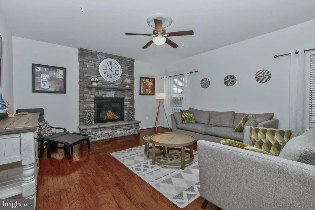 Photo of 1113 LONG FARM CIRCLE