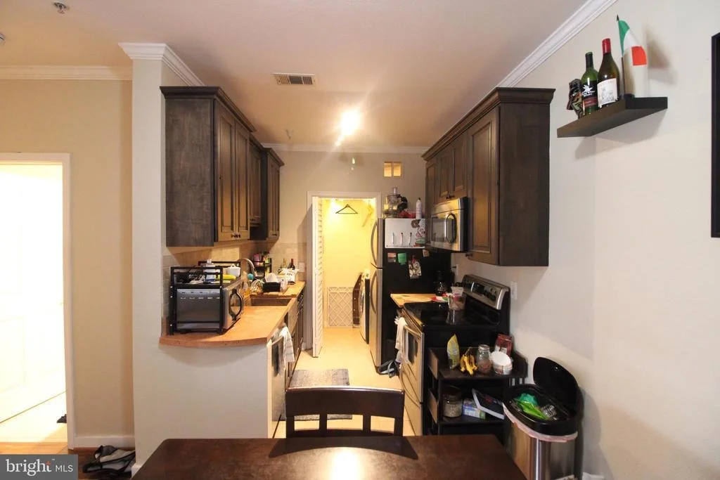 Photo of Unit 7113 at 1570 SPRING GATE DRIVE