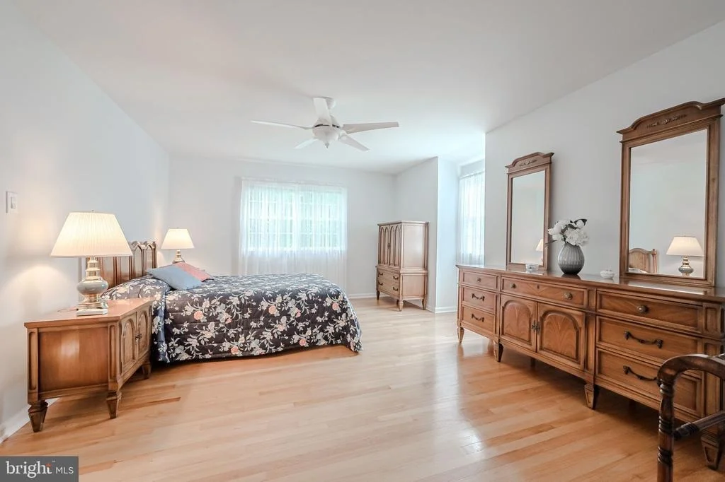 Photo of 49 TENBY CHASE DRIVE