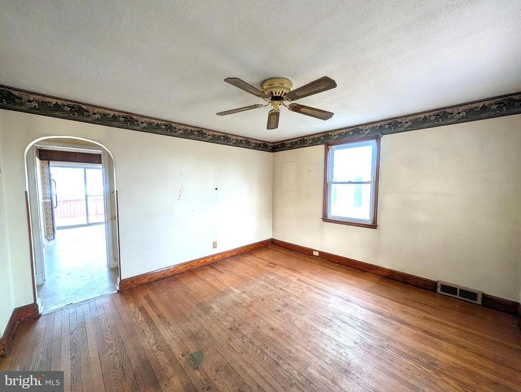 Photo of 7718 TRAPPE ROAD