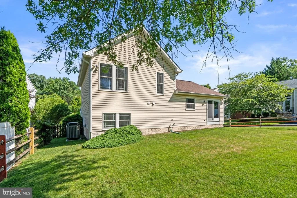 Photo of 9543 RIDGEVIEW DRIVE