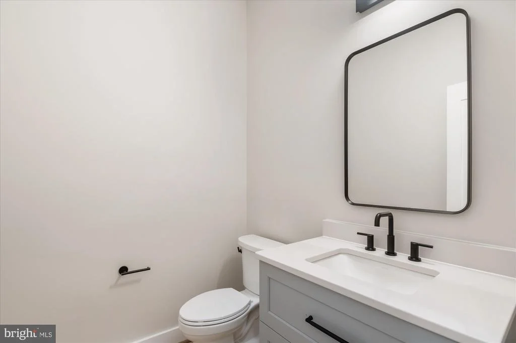 Photo of 1104 SHARON COURT