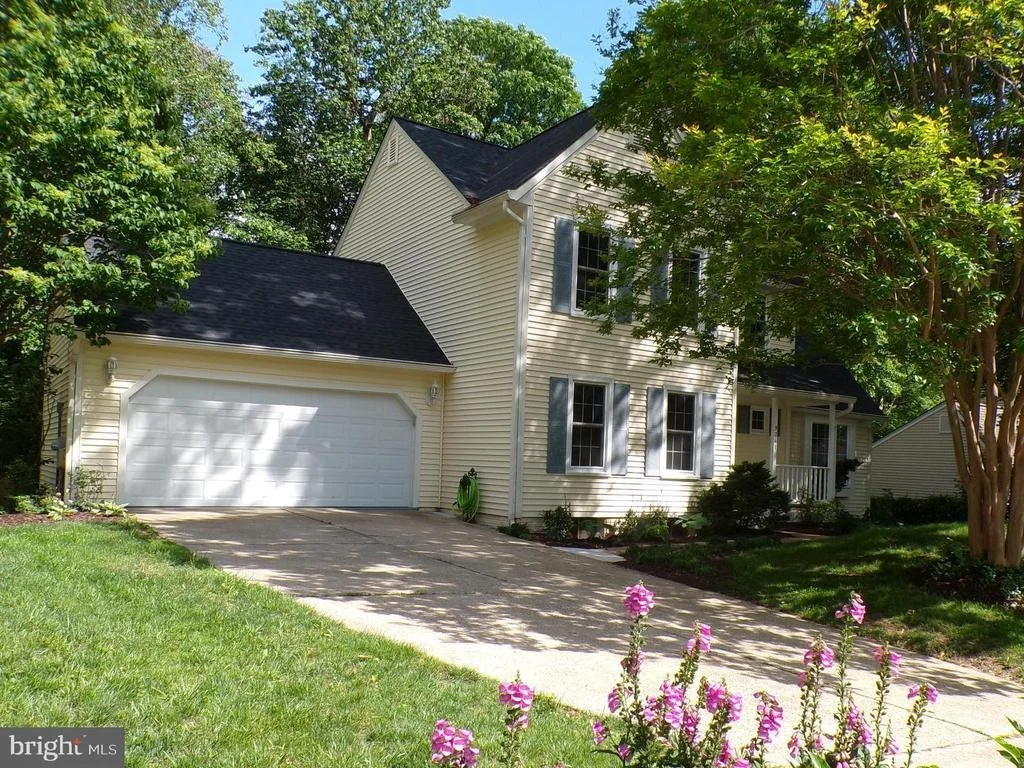 Photo of 9241 NORTHEDGE DRIVE
