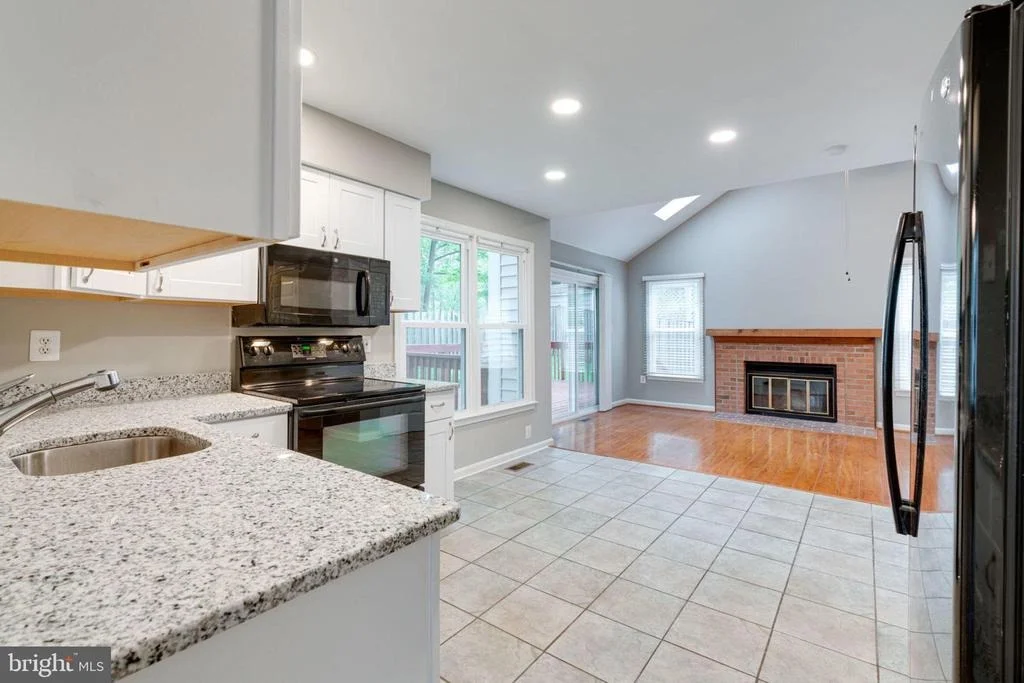 Photo of 7809 RED TULIP COURT
