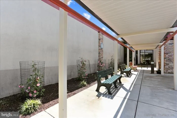 Photo of Unit 3403 at 15115 INTERLACHEN DRIVE