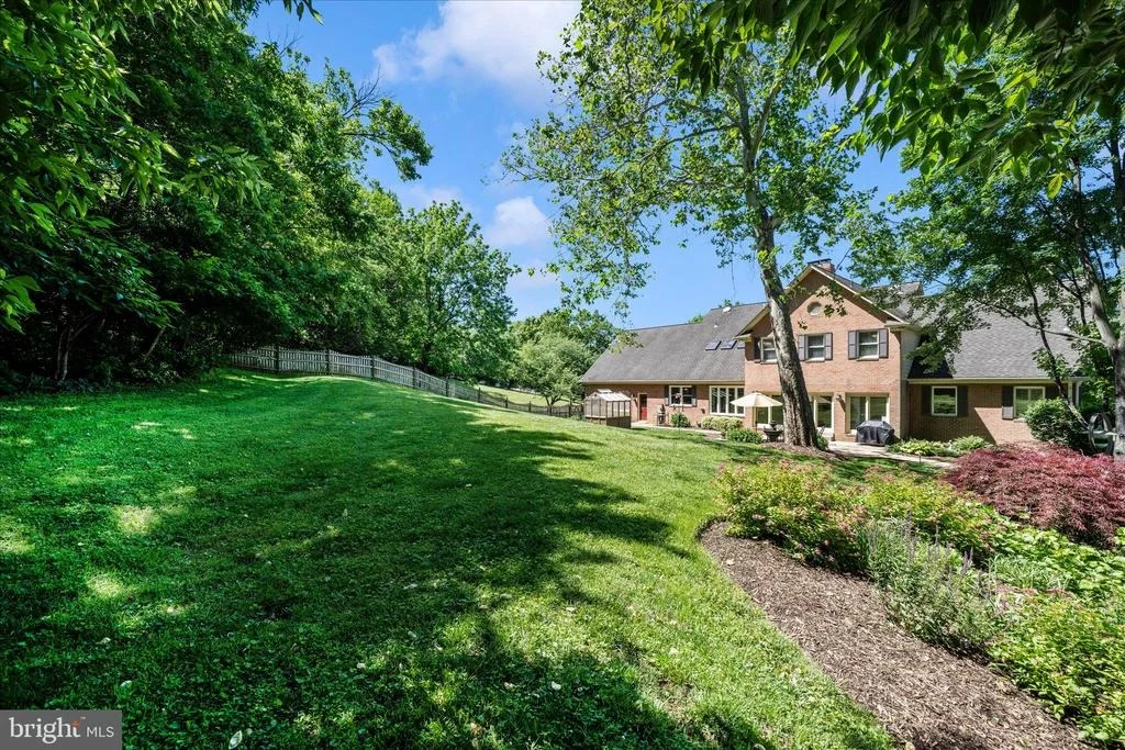 Photo of 6742 DEER SPRING LANE