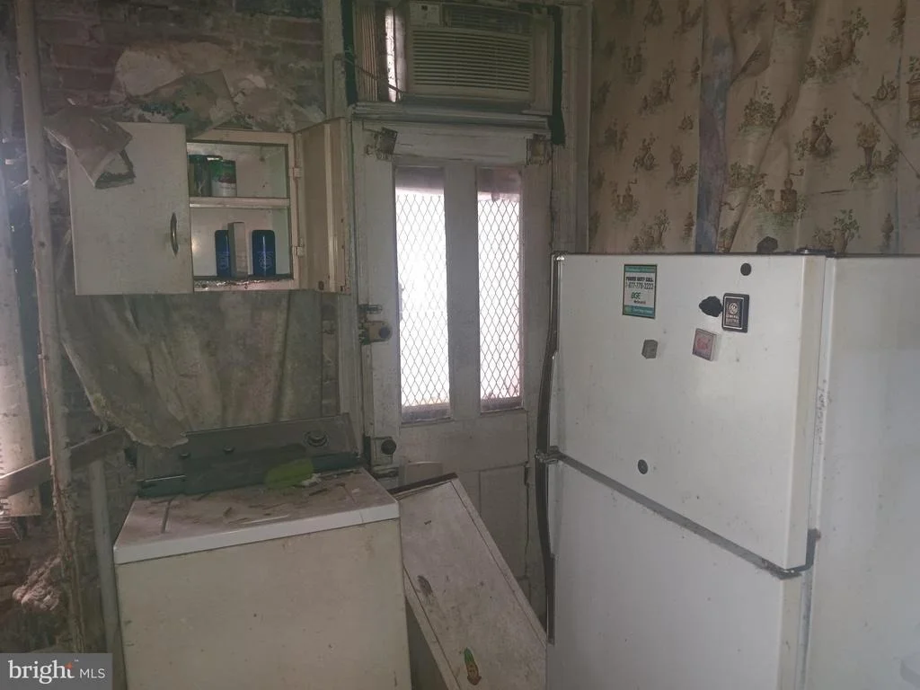 Photo of 1519 N SPRING STREET