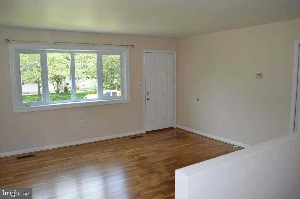 Photo of 333 PARK HALL S