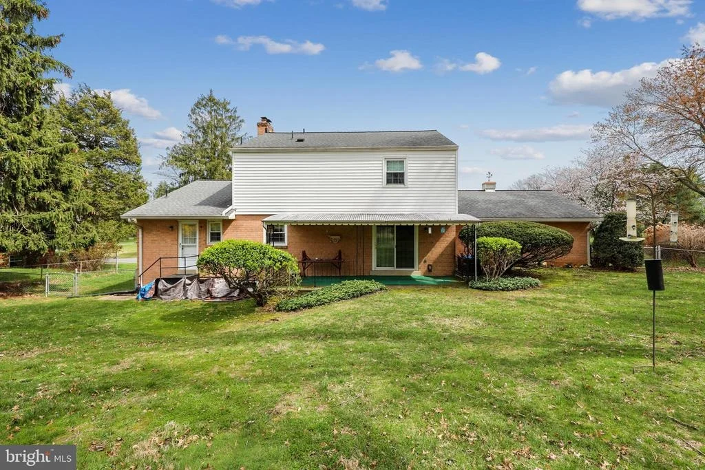 Photo of 3913 QUEEN MARY DRIVE