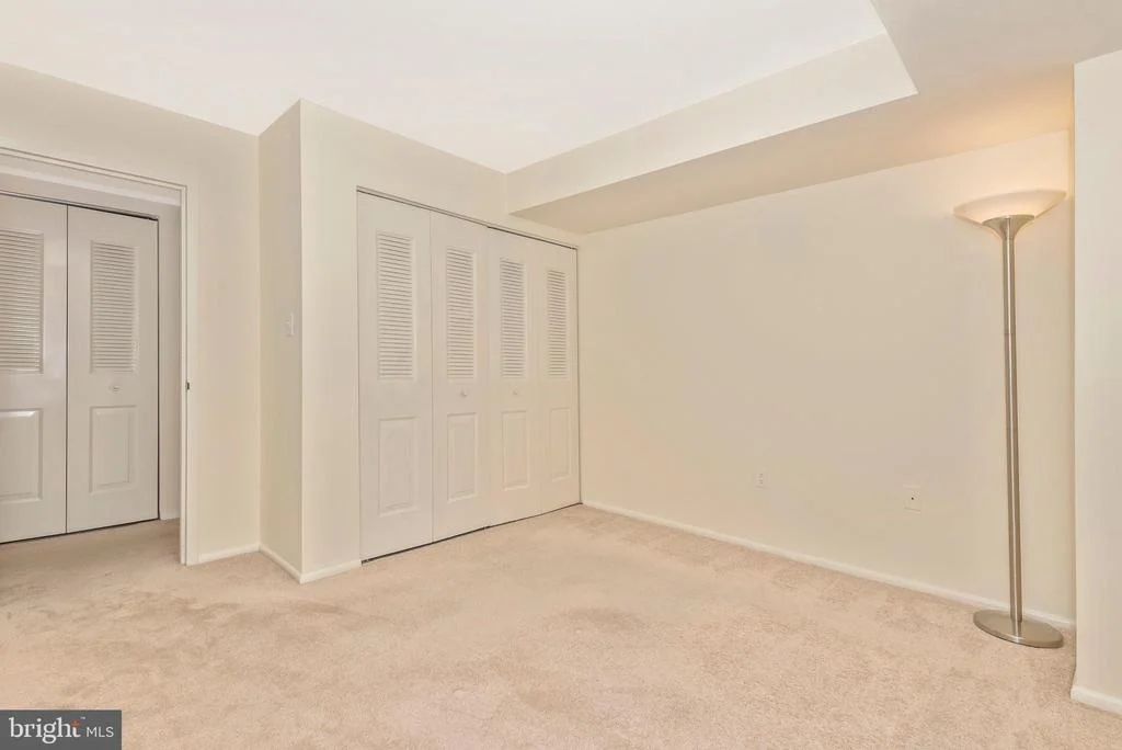 Photo of Unit 21 at 423 CHRISTOPHER AVENUE