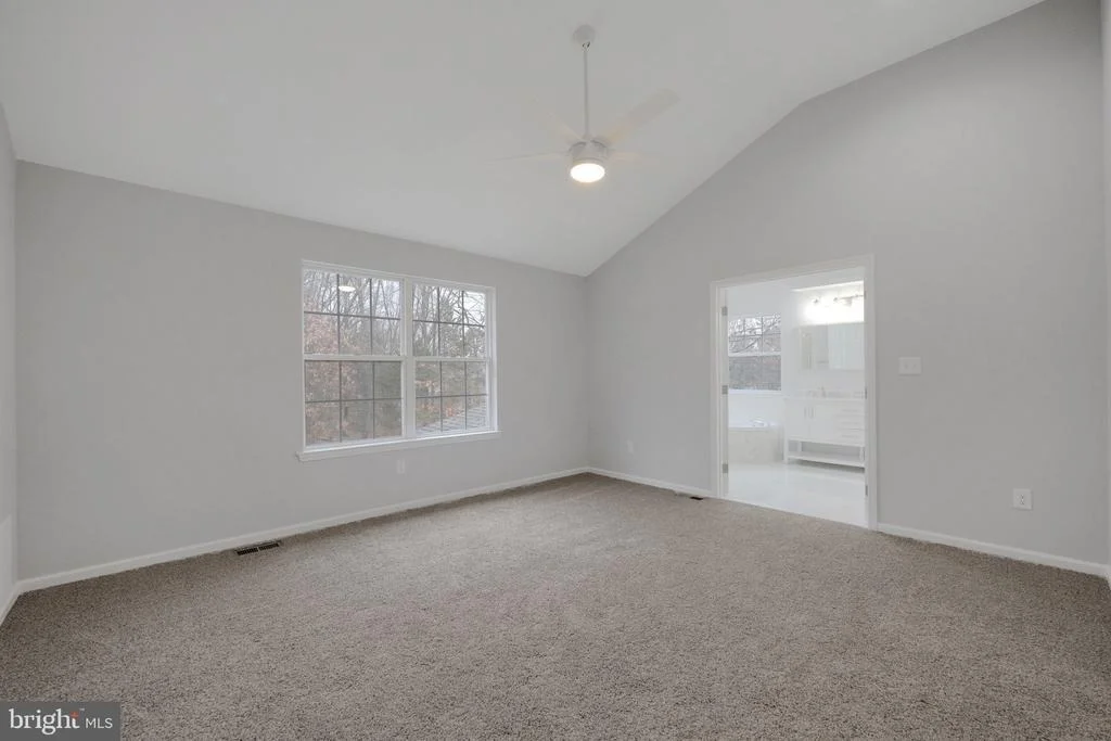 Photo of 319 W FOX TRAIL