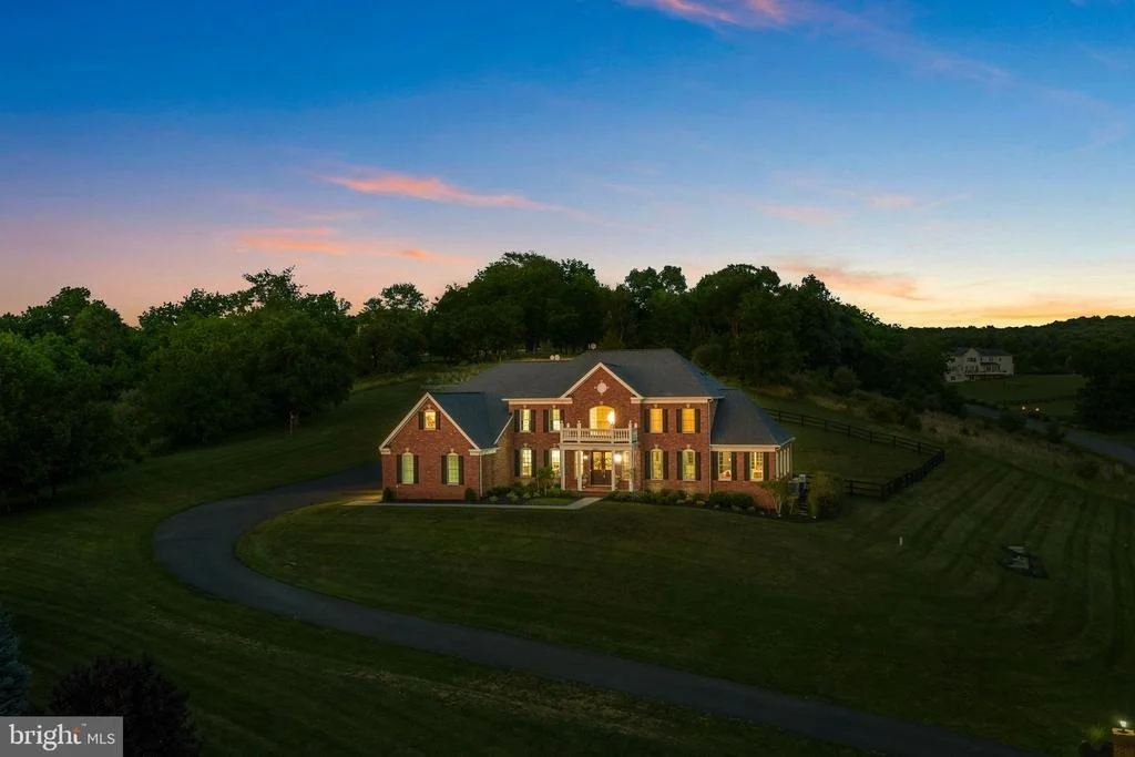 Photo of 15064 BARLOW DRIVE