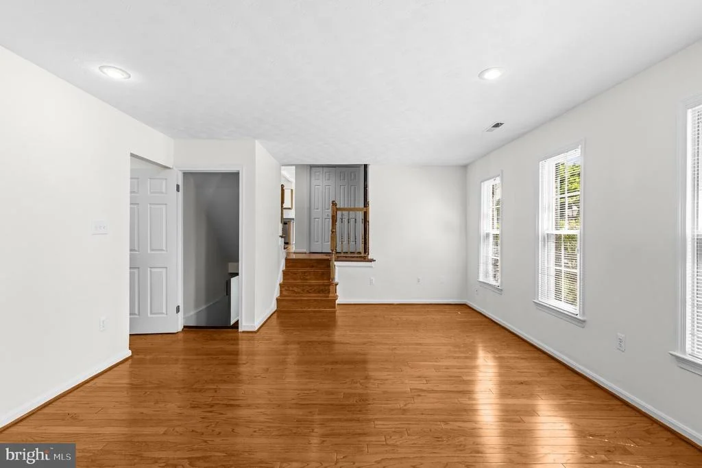 Photo of 9 DUVALL LANE