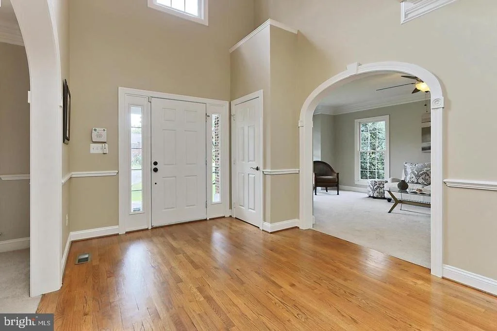 Photo of 5749 YEWING WAY