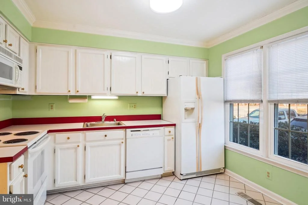 Photo of Unit 38 at 1046 WINDRUSH LANE