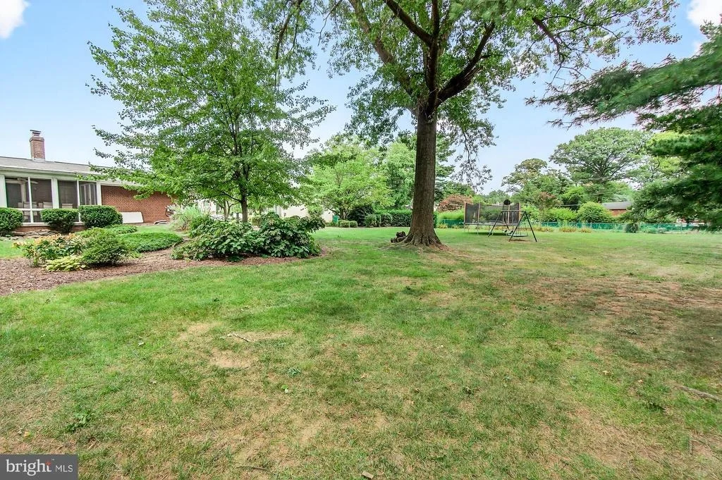 Photo of 8000 GLENDALE COURT