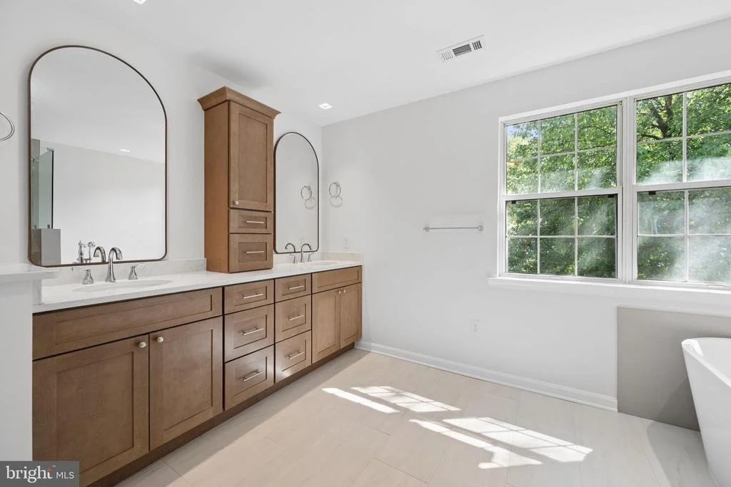 Photo of 1016 DULANEY MILL DRIVE