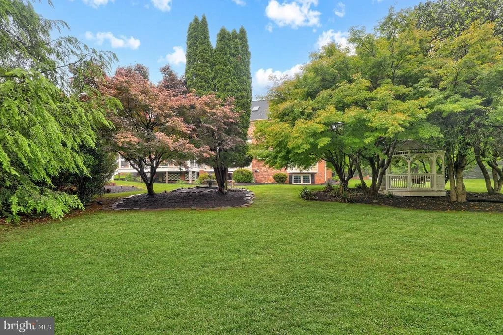 Photo of 517 SENECA ROAD