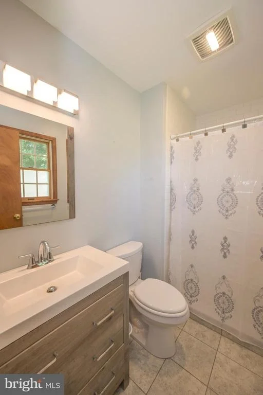 Photo of 508 LAKE DRIVE