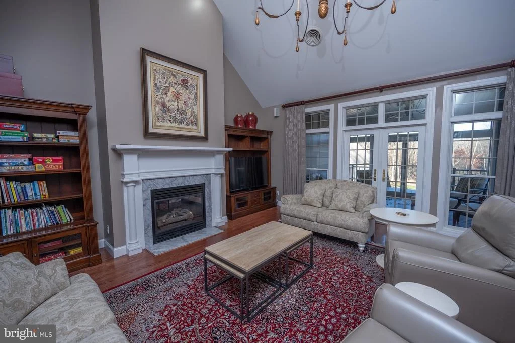 Photo of 1001 SUTTER LANE