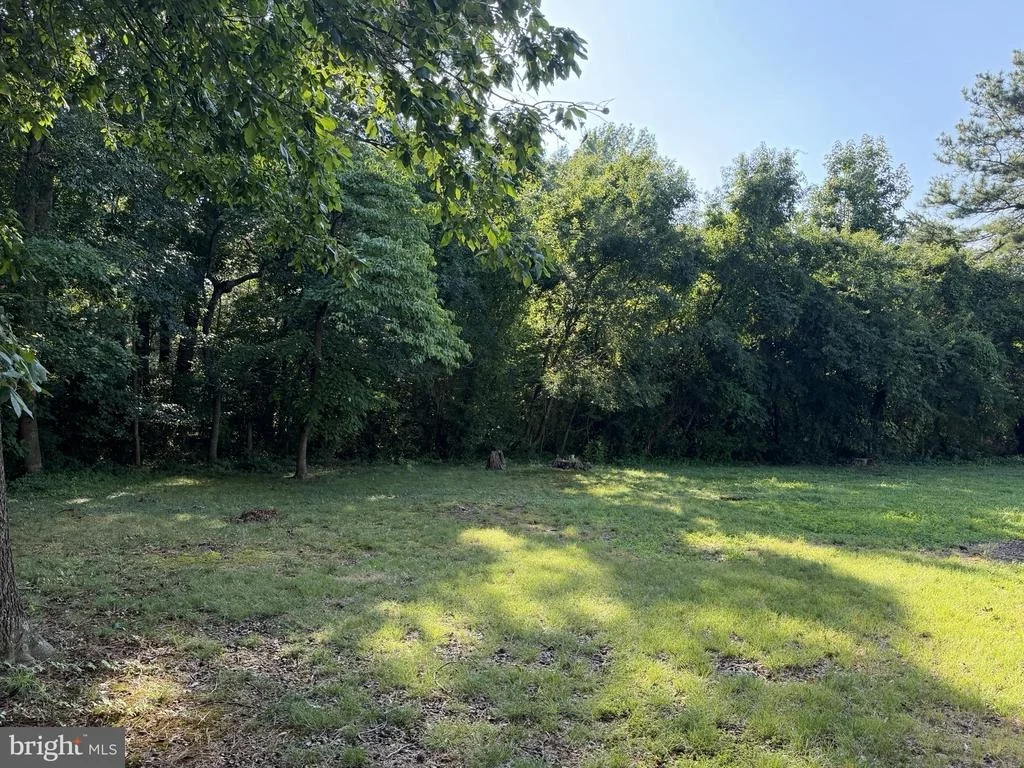 Photo of 6682 QUERCUS DRIVE