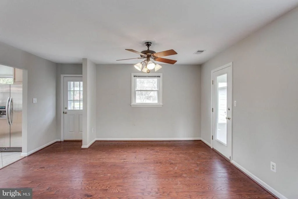 Photo of 3823 MODE STREET