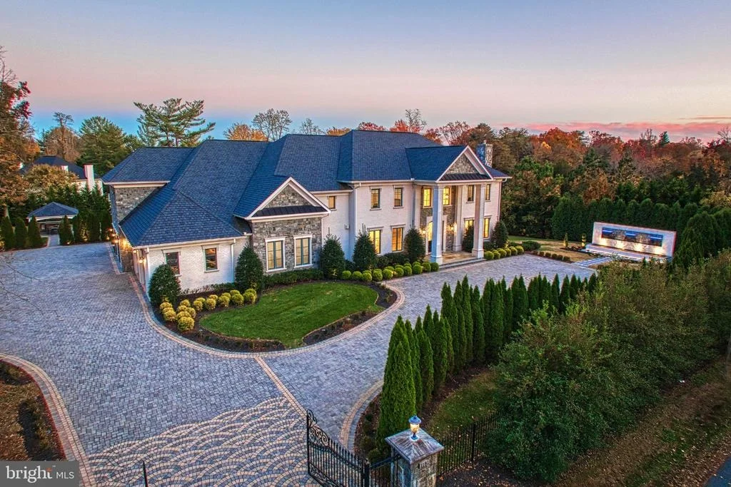 Photo of 1181 BALLANTRAE LANE