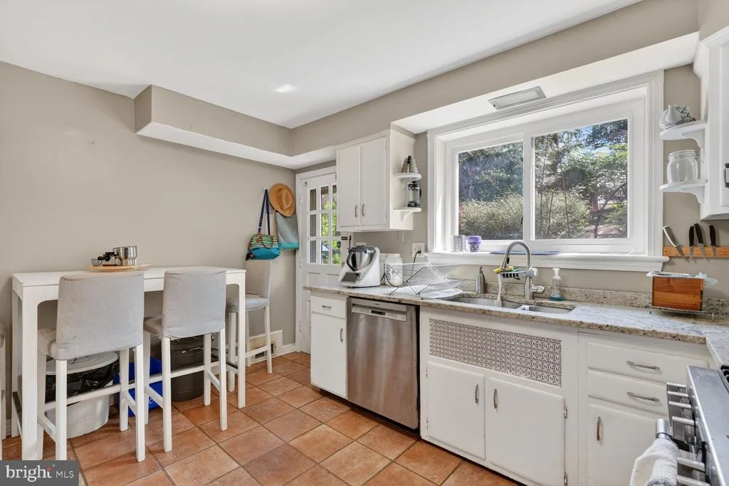 Photo of 7215 ROLLINGWOOD DRIVE