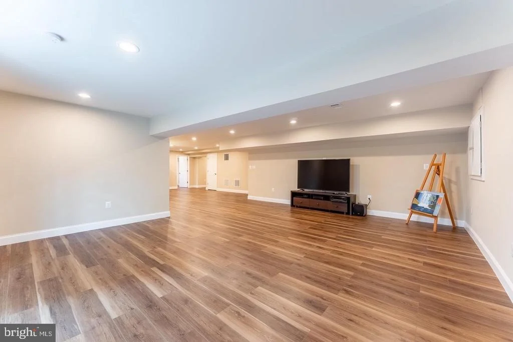 Photo of 9005 ADVANTAGE COURT