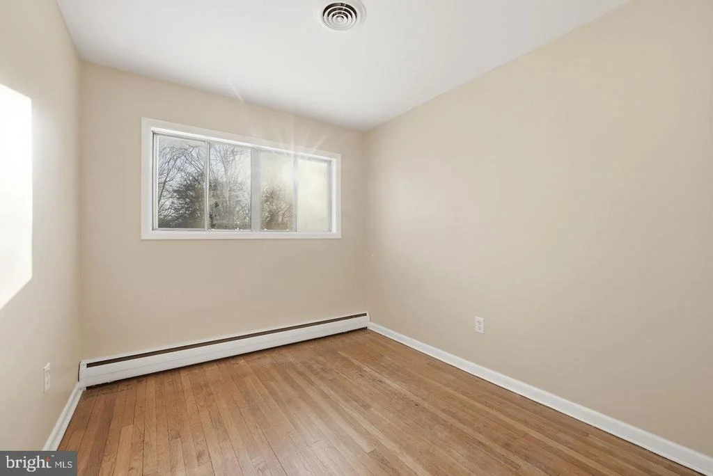 Photo of 1206 BEECHWOOD DRIVE