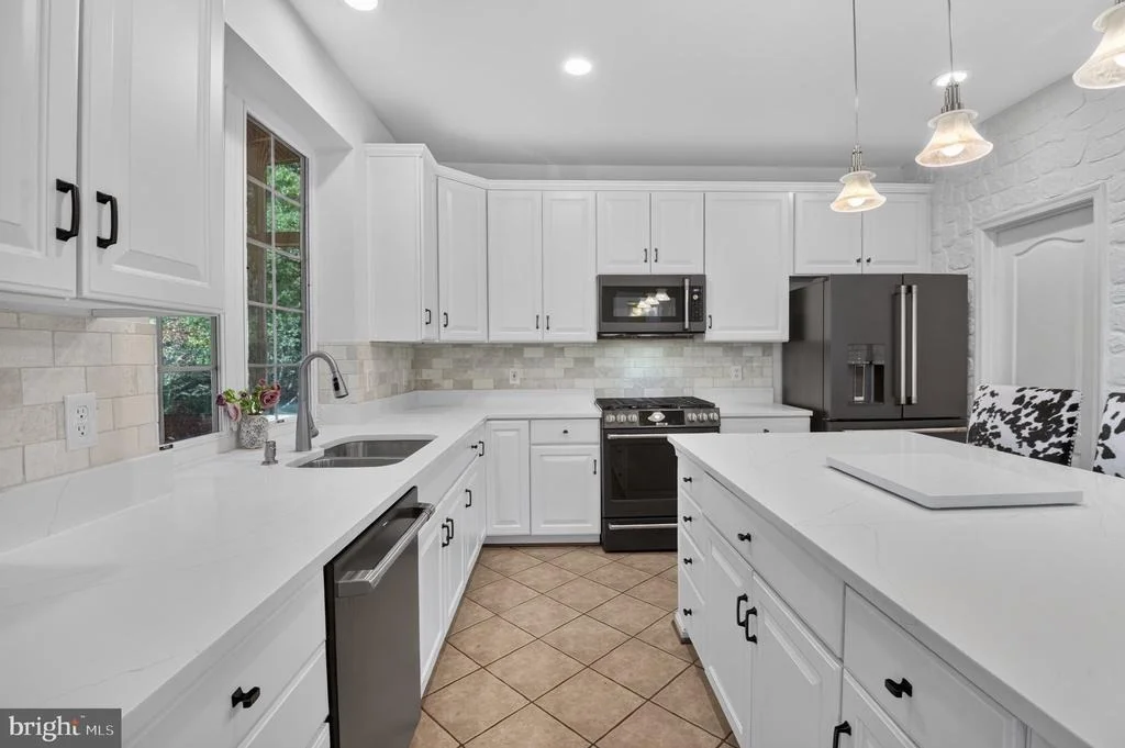 Photo of 6553 BALLYMORE LANE