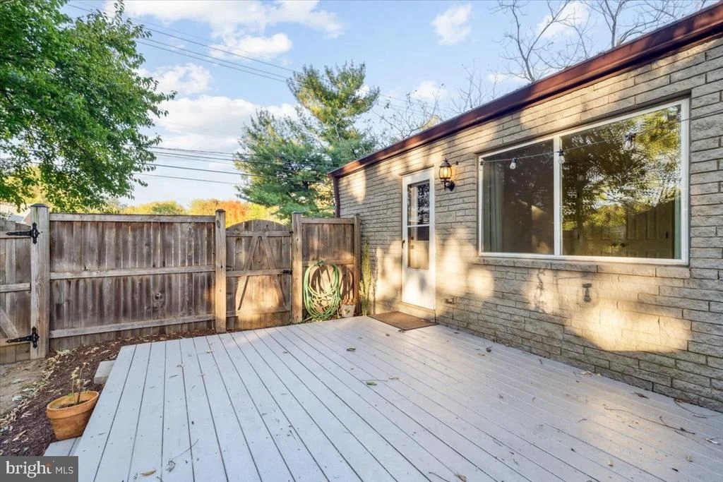 Photo of 819 TRAIL AVENUE