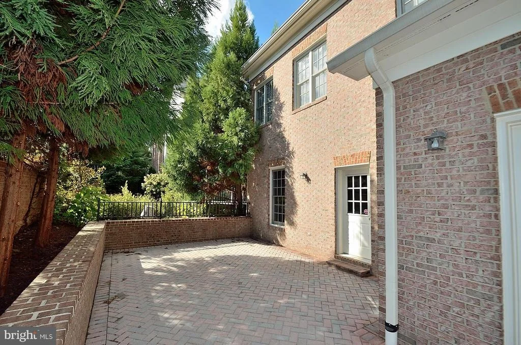 Photo of 7235 ADDINGTON DRIVE