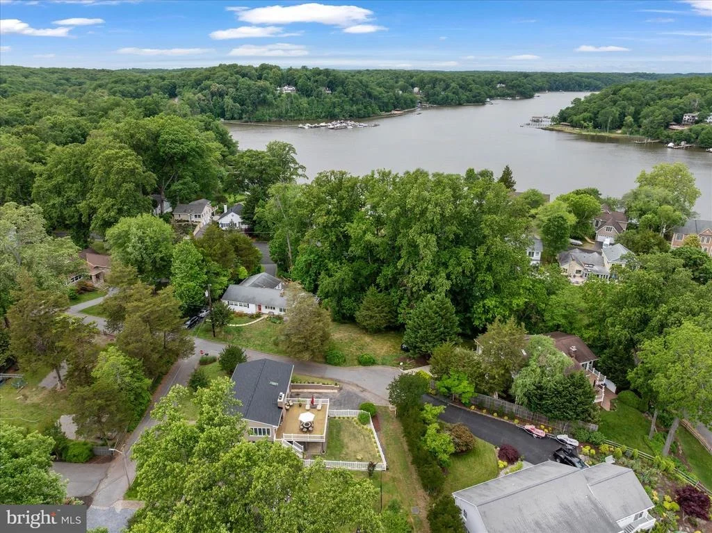 Photo of 508 WALNUT DRIVE