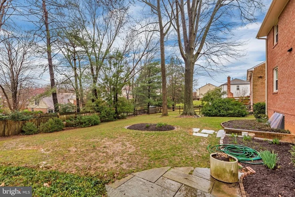 Photo of 8504 AQUEDUCT ROAD