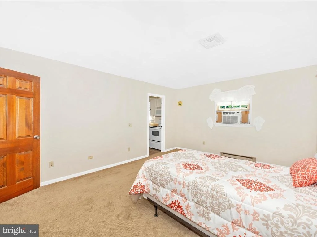 Photo of 17515 DOCTOR BIRD ROAD
