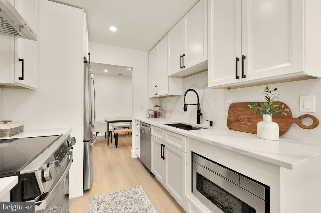 Photo of Unit 21 at 18254 ROLLING MEADOW WAY