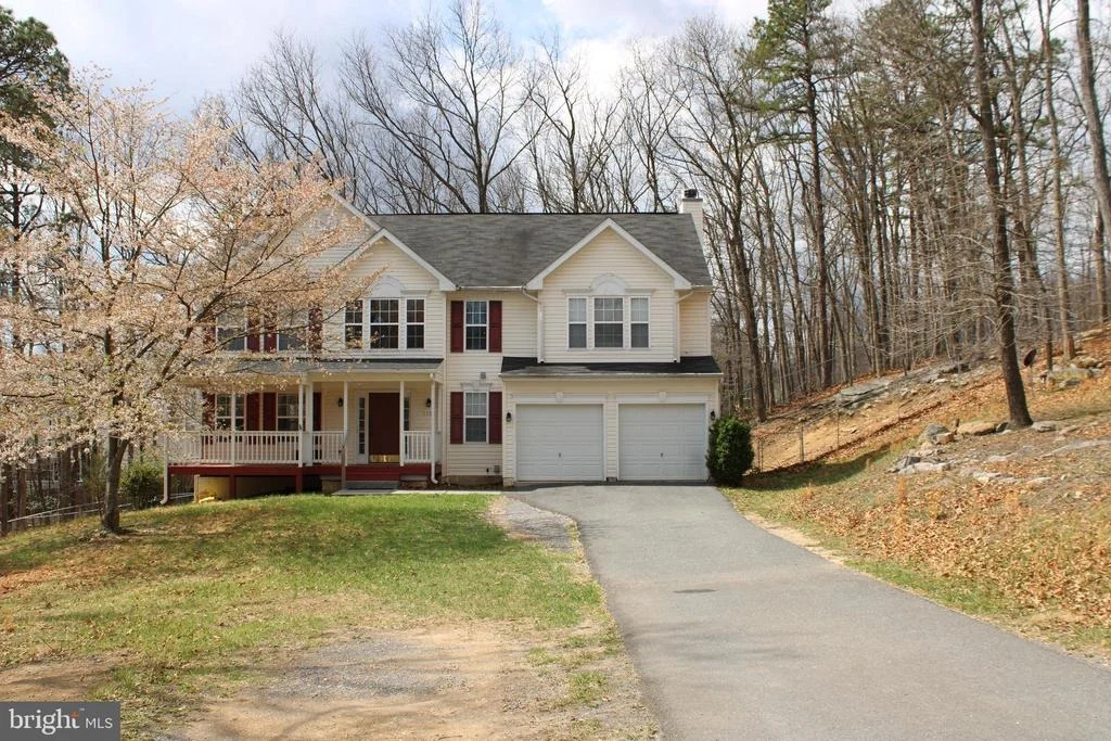 Photo of 1105 HENRY DRIVE