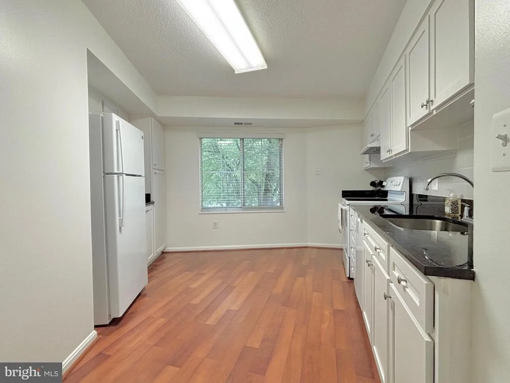 Photo of Unit 201 at 14801 PENNFIELD CIRCLE