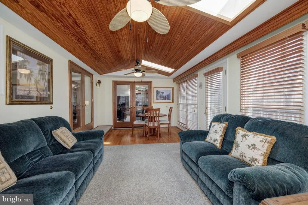 Photo of 6929 SPANKER DRIVE