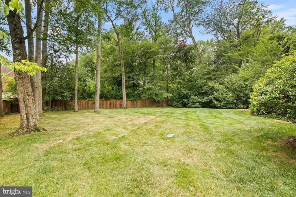 Photo of 4429 NEPTUNE DRIVE