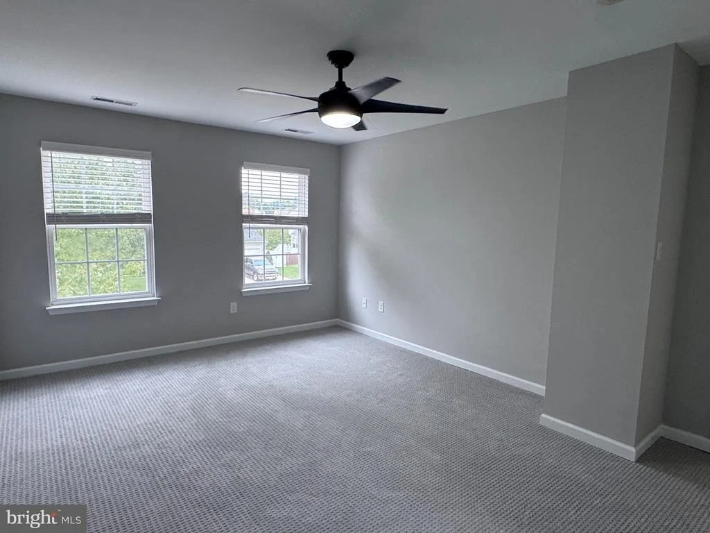 Photo of 911 GLOUSTER CIRCLE