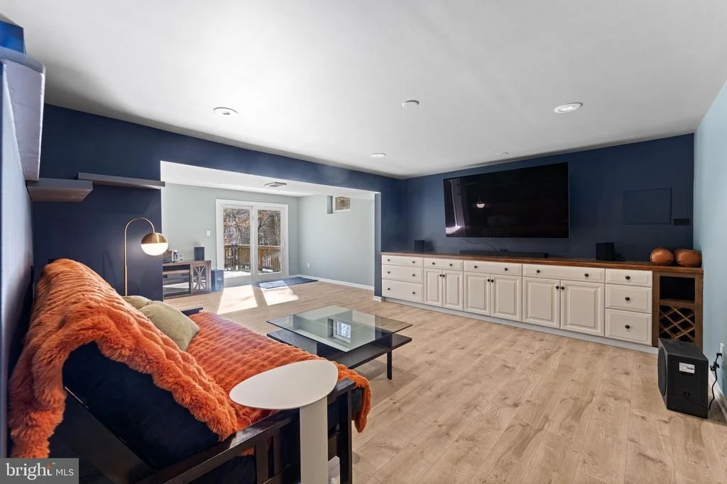 Photo of 6099 RIVER FOREST DRIVE
