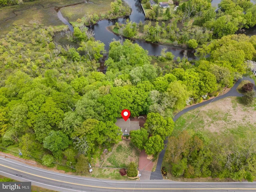 Photo of 42 CREEK ROAD