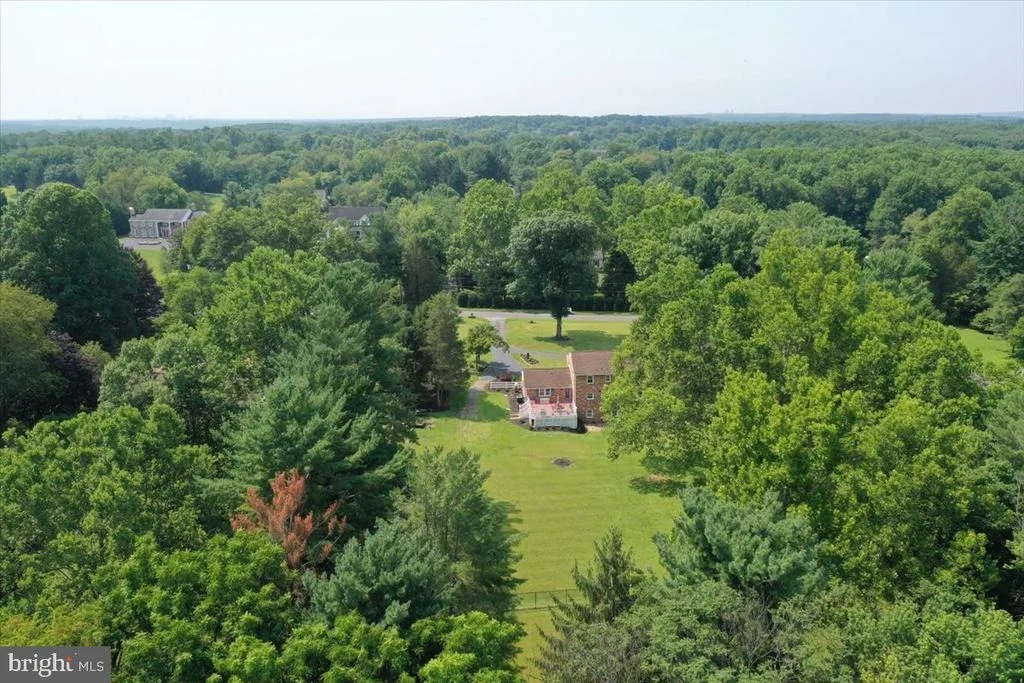 Photo of 14811 SPRINGFIELD ROAD