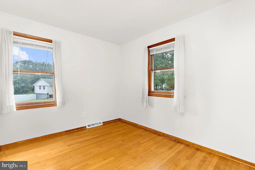 Photo of 130 CIRCLE ROAD