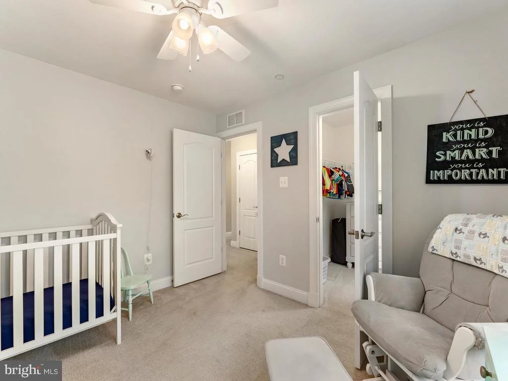 Photo of 995 WILDA DRIVE