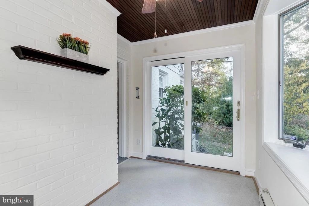 Photo of 9313 WALDEN ROAD